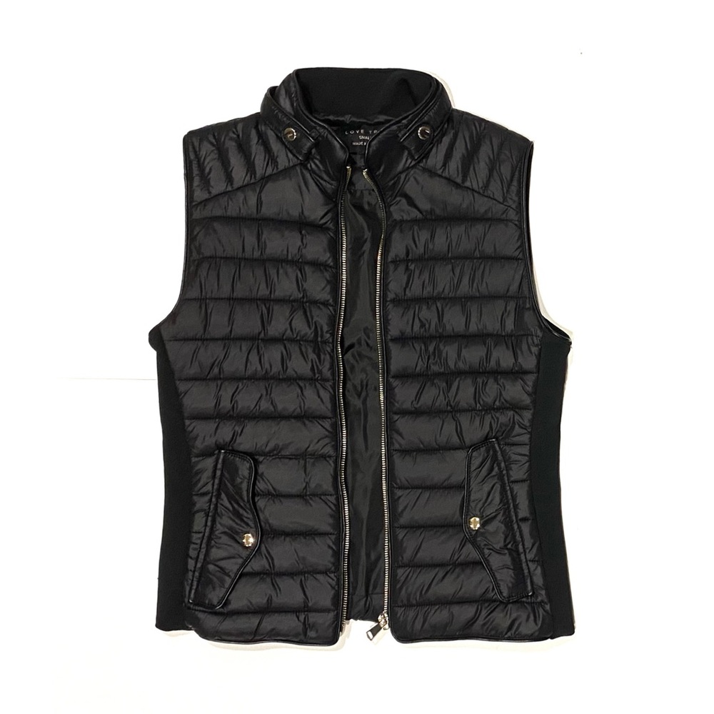 LOVE TREE Black Quilted Vest With Gold Zipper